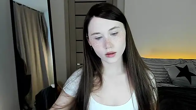 Stella Sunny online show from February 2026 06:01:02 PM