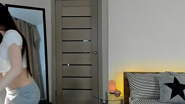 Snapshot of Stella_Sunny chatting on March 2026 04:56:01 PM Stella Sunny online show from March 2026 04:56:01 PM