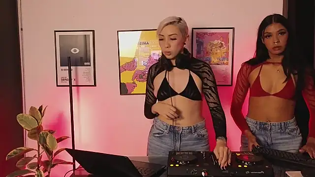 Snapshot of jane_hart_ chatting on March 2026 12:47:01 AM jane hart online show from March 2026 12:47:01 AM