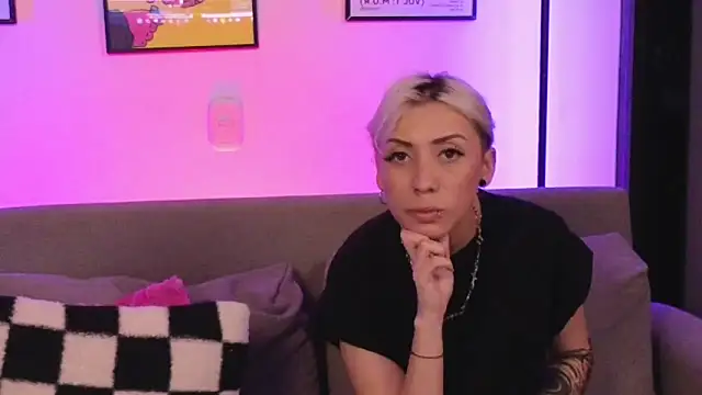 Snapshot of jane_hart_ chatting on April 2026 02:50:02 AM jane hart online show from April 2026 02:50:02 AM