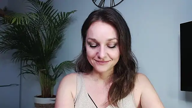 AliciaDesire online show from January 2025 04:08:01 PM