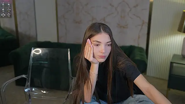 Snapshot of Sweet_Alinka7 chatting on February 2025 08:11:01 AM Sweet Alinka7 online show from February 2025 08:11:01 AM