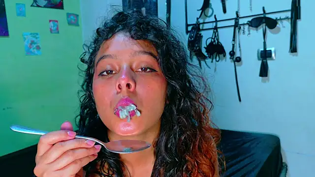 Snapshot of clydexxxbunny chatting on April 2026 02:34:01 AM clydexxxbunny online show from April 2026 02:34:01 AM