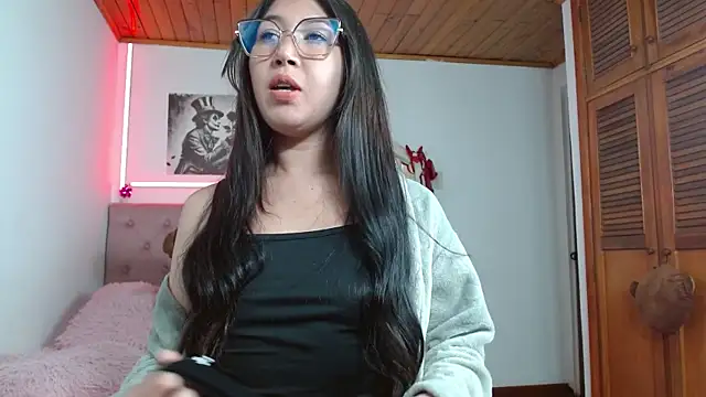 Snapshot of tifanny-squirt chatting on October 2025 01:04:02 AM tifanny-squirt online show from October 2025 01:04:02 AM