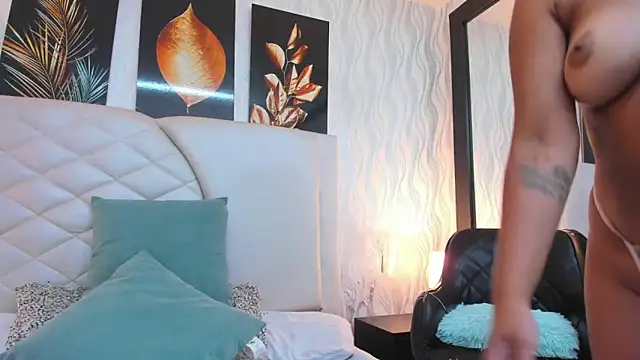 Amberr Greyy online show from January 2025 05:05:01 PM