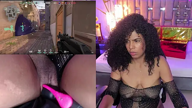 Snapshot of KaruiGames chatting on December 2024 04:43:01 PM KaruiGames online show from December 2024 04:43:01 PM