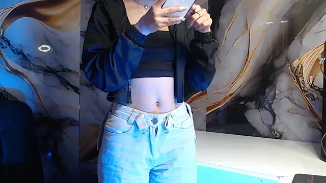 Snapshot of ling_ling24 chatting on October 2025 12:03:01 PM ling ling24 online show from October 2025 12:03:01 PM