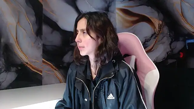 Snapshot of ling_ling24 chatting on October 2025 03:06:01 AM ling ling24 online show from October 2025 03:06:01 AM