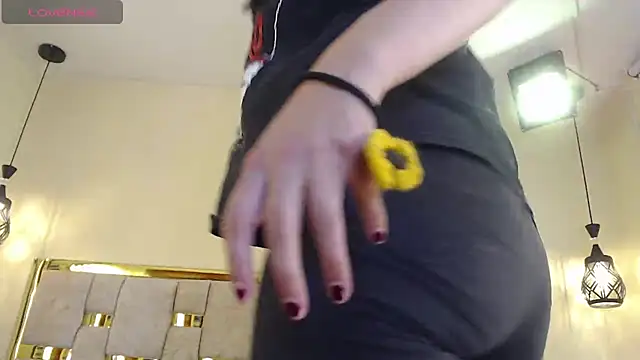 Snapshot of dakota_guirl chatting on February 2025 03:17:02 AM dakota guirl online show from February 2025 03:17:02 AM