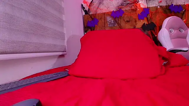 nata luna online show from October 2025 07:16:02 PM