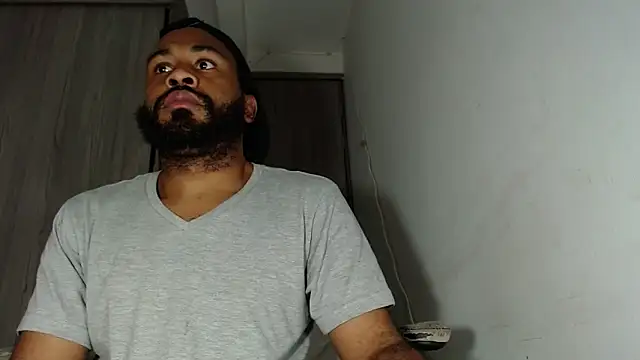 KaelMoreau online show from March 2025 07:08:02 AM