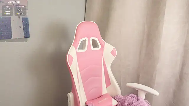 Victoria Thomsons1 online show from March 2025 07:03:01 AM