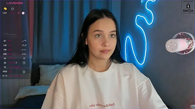 Snapshot of _Sweetie_ chatting on January 2025 01:00:01 PM Sweetie online show from January 2025 01:00:01 PM