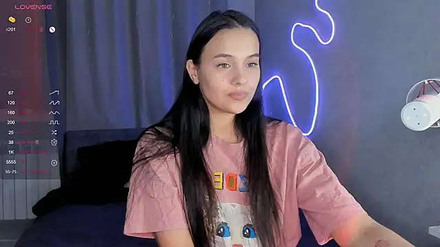 Snapshot of _Sweetie_ chatting on February 2025 12:48:02 PM Sweetie online show from February 2025 12:48:02 PM