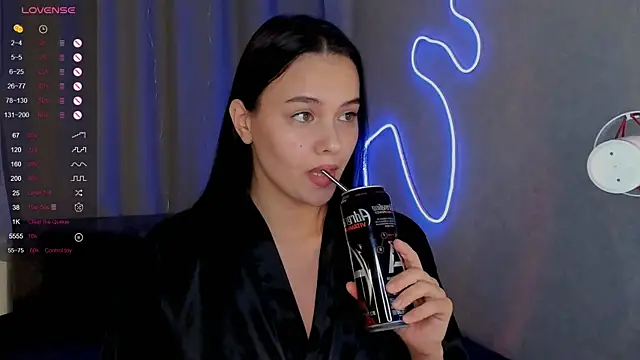 Snapshot of _Sweetie_ chatting on February 2025 03:42:01 PM Sweetie online show from February 2025 03:42:01 PM