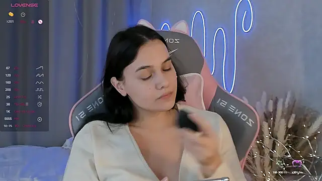 Snapshot of _Sweetie_ chatting on March 2025 07:34:01 PM Sweetie online show from March 2025 07:34:01 PM