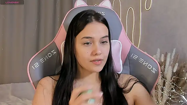 Snapshot of _Sweetie_ chatting on March 2025 04:56:02 PM Sweetie online show from March 2025 04:56:02 PM