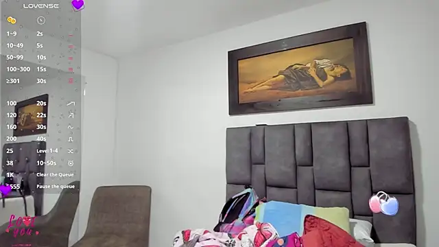 Vahiolet smith online show from February 2026 12:04:02 AM