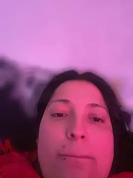 Snapshot of KataleyaStiward chatting on April 2026 12:32:01 PM KataleyaStiward online show from April 2026 12:32:01 PM