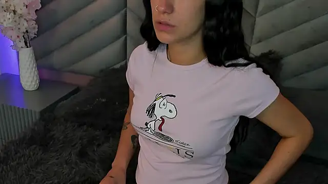 Snapshot of Ary_thompson__ chatting on January 2025 07:05:01 PM Ary thompson online show from January 2025 07:05:01 PM