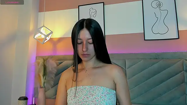 Snapshot of Ary_thompson__ chatting on April 2026 12:12:01 PM Ary thompson online show from April 2026 12:12:01 PM