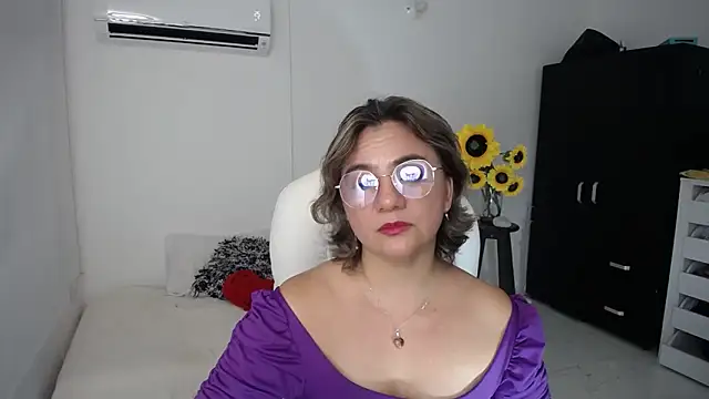 Ghada milf online show from March 2025 03:54:02 AM