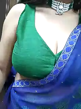 Snapshot of Aradhya-Sharma chatting on January 2025 10:53:02 AM Aradhya-Sharma online show from January 2025 10:53:02 AM