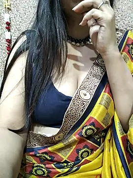 Snapshot of Aradhya-Sharma chatting on January 2025 08:37:02 PM Aradhya-Sharma online show from January 2025 08:37:02 PM