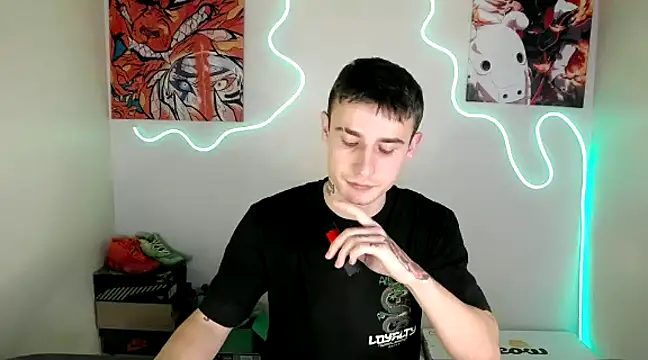 Snapshot of Mike_severi2 chatting on December 2024 08:52:01 AM Mike severi2 online show from December 2024 08:52:01 AM