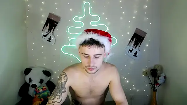 Snapshot of Mike_severi2 chatting on December 2024 12:28:01 PM Mike severi2 online show from December 2024 12:28:01 PM