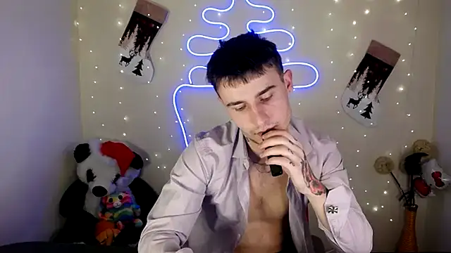 Snapshot of Mike_severi2 chatting on January 2025 12:05:02 PM Mike severi2 online show from January 2025 12:05:02 PM