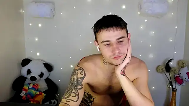 Snapshot of Mike_severi2 chatting on January 2025 10:14:02 AM Mike severi2 online show from January 2025 10:14:02 AM