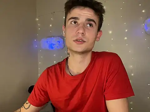 Snapshot of Mike_severi2 chatting on January 2025 01:02:01 PM Mike severi2 online show from January 2025 01:02:01 PM