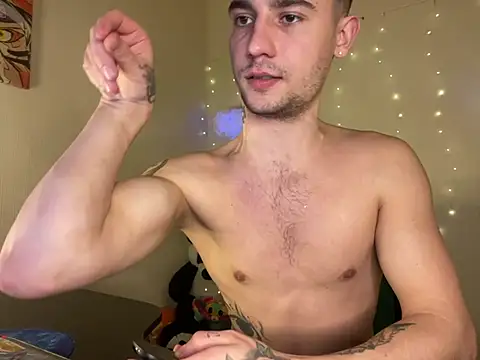 Snapshot of Mike_severi2 chatting on February 2025 11:56:01 AM Mike severi2 online show from February 2025 11:56:01 AM