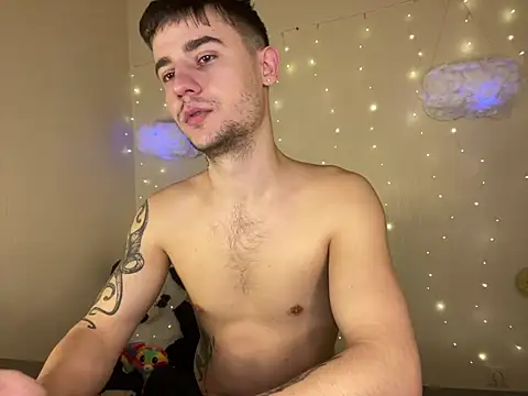 Snapshot of Mike_severi2 chatting on February 2025 07:15:01 AM Mike severi2 online show from February 2025 07:15:01 AM