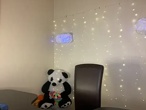 Snapshot of Mike_severi2 chatting on February 2025 05:29:02 AM Mike severi2 online show from February 2025 05:29:02 AM