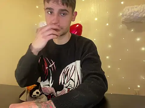 Snapshot of Mike_severi2 chatting on February 2025 07:10:01 AM Mike severi2 online show from February 2025 07:10:01 AM