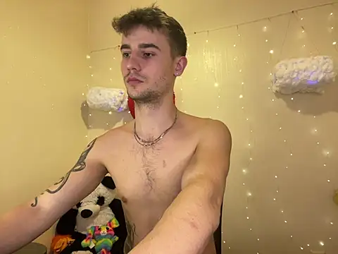 Snapshot of Mike_severi2 chatting on February 2025 09:17:02 AM Mike severi2 online show from February 2025 09:17:02 AM