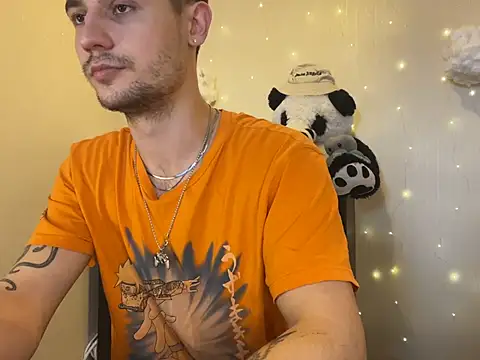 Snapshot of Mike_severi2 chatting on February 2025 11:43:01 AM Mike severi2 online show from February 2025 11:43:01 AM