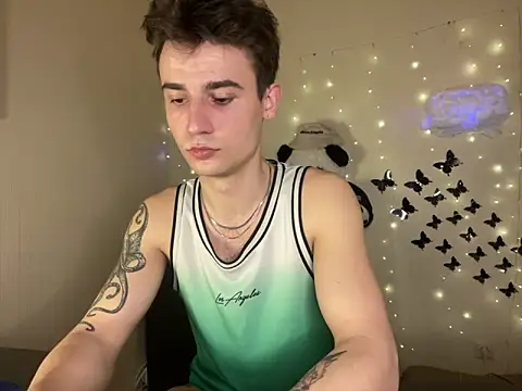 Snapshot of Mike_severi2 chatting on March 2025 11:21:01 AM Mike severi2 online show from March 2025 11:21:01 AM