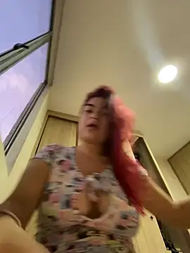 Snapshot of MiaLujan_ chatting on January 2025 11:07:01 AM MiaLujan  online show from January 2025 11:07:01 AM