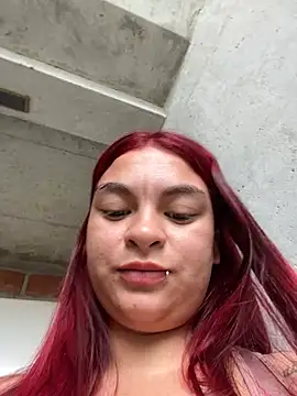 Snapshot of MiaLujan_ chatting on February 2025 01:32:01 PM MiaLujan  online show from February 2025 01:32:01 PM