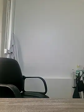 doctora-danna online show from October 2025 01:42:02 PM