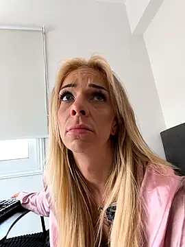 Snapshot of Lexa_xoxo chatting on February 2026 09:26:01 AM Lexa xoxo online show from February 2026 09:26:01 AM