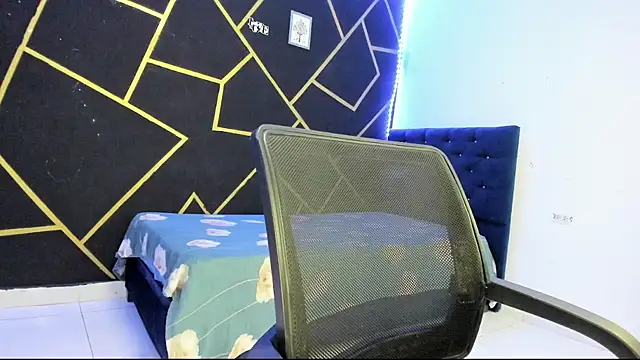 JANER 03 online show from February 2025 06:55:01 PM