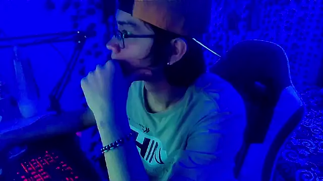 Andy gray online show from March 2026 11:24:02 AM