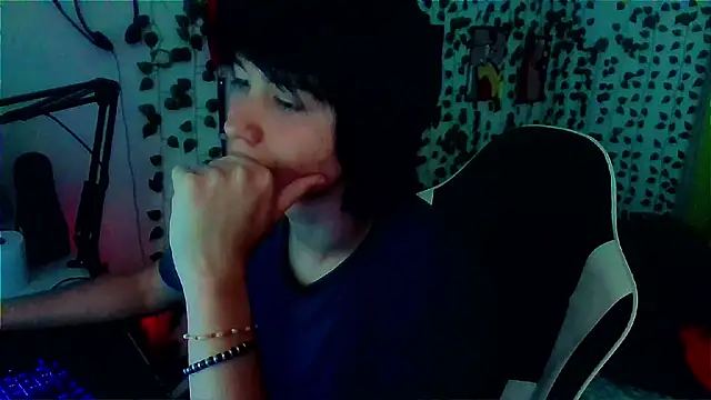 Andy gray online show from April 2026 01:04:01 PM