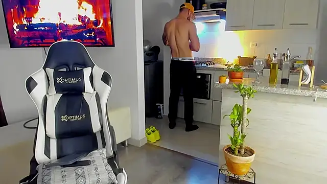 dafboy1 online show from December 2025 11:10:01 PM