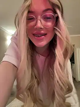 KylieJoyce online show from February 2025 10:09:01 PM