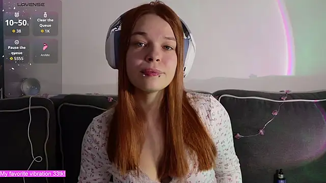 ValBae online show from November 2025 09:42:02 PM